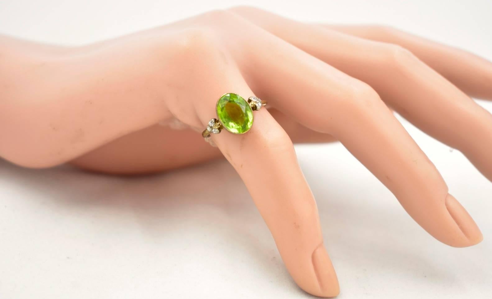 Late Victorian Antique Peridot Ring