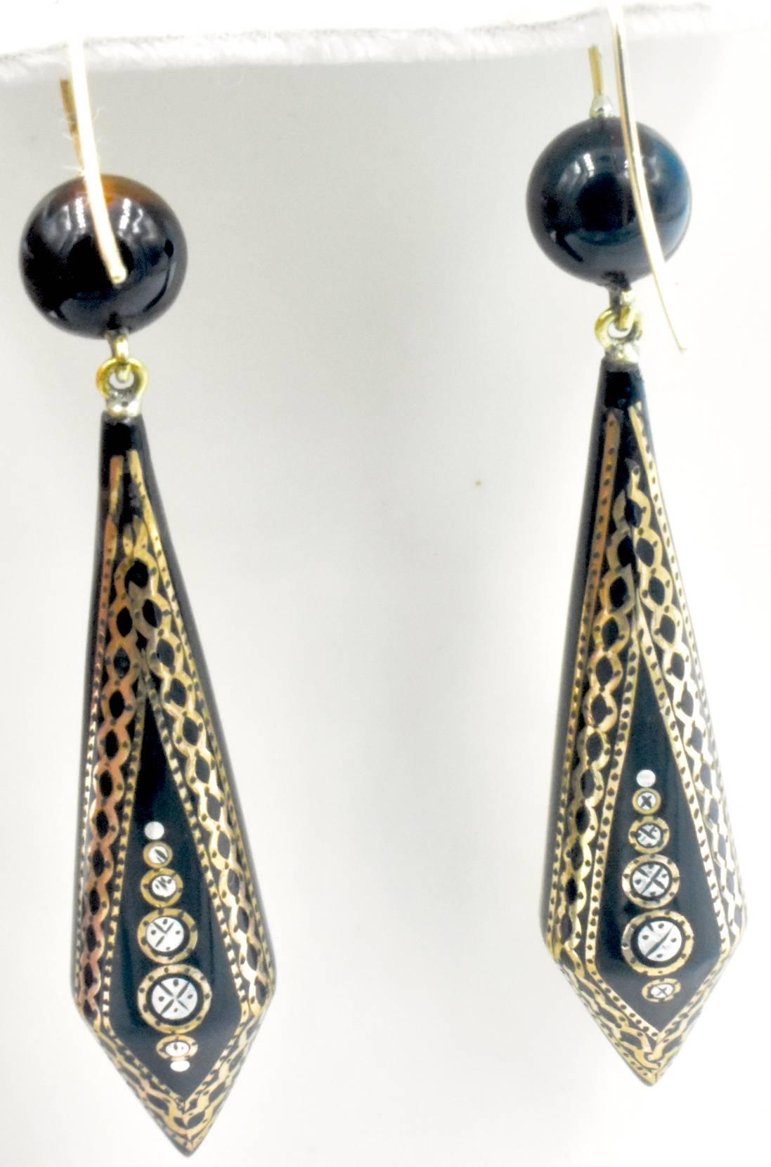 Women's Antique Pique Drop Earrings