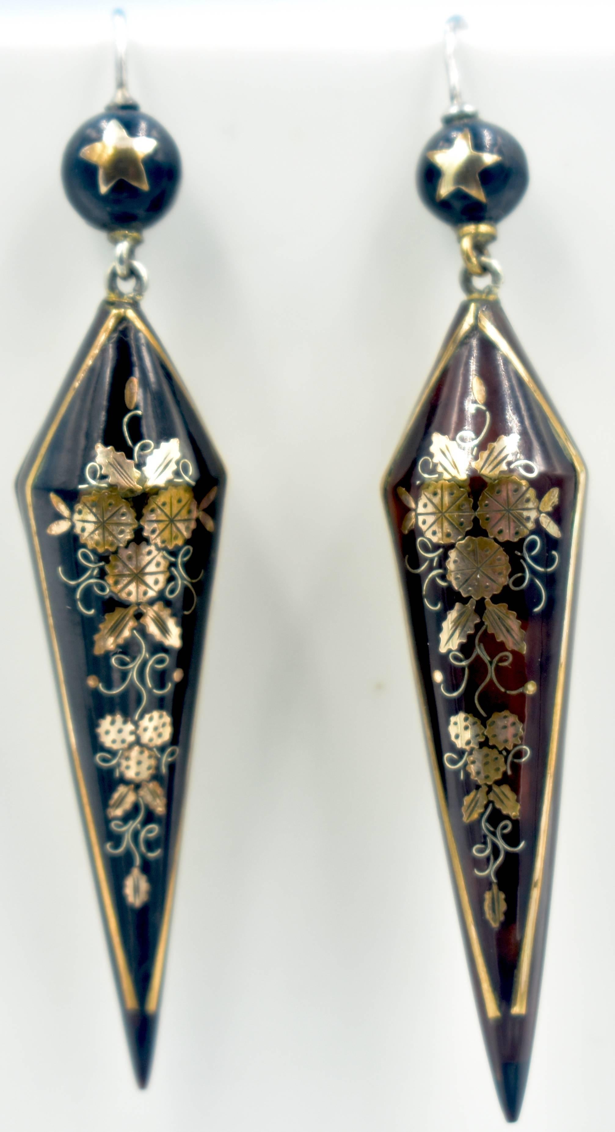 Antique Pique Drop Earrings In Excellent Condition In Baltimore, MD