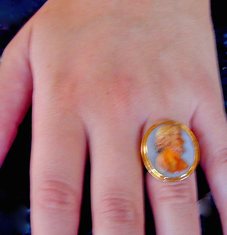 Antique Agate and 18K Gold Cameo Ring 5