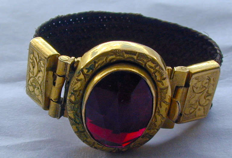 Women's or Men's Early Victorian Garnet Gold and Hair Ring