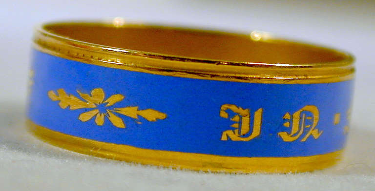 Antique Enamel Gold Memorial Ring In Excellent Condition In Baltimore, MD