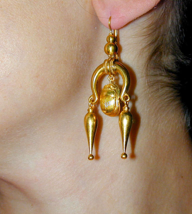 Antique Scarab Motif Gold Earrings 2