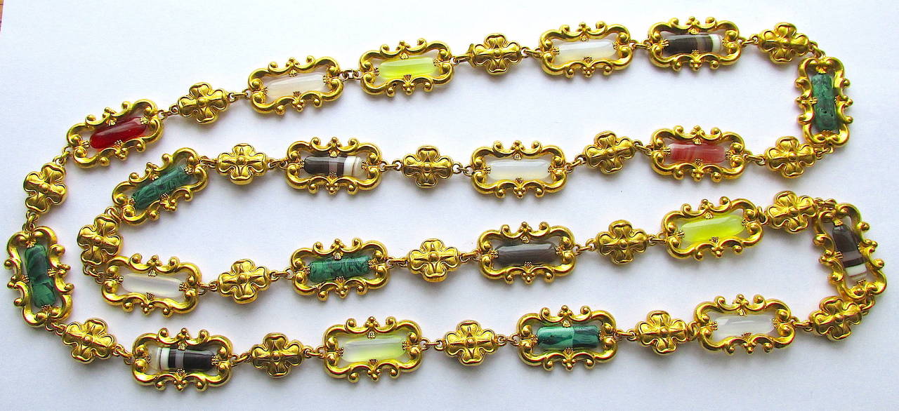 Antique High Victorian gilt metal Agate Necklace, c1850 In Excellent Condition In Baltimore, MD
