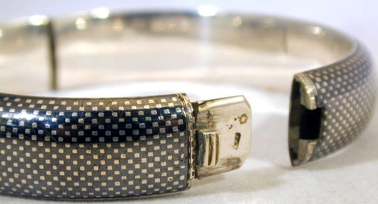 Women's Antique Niello Bangle Bracelet