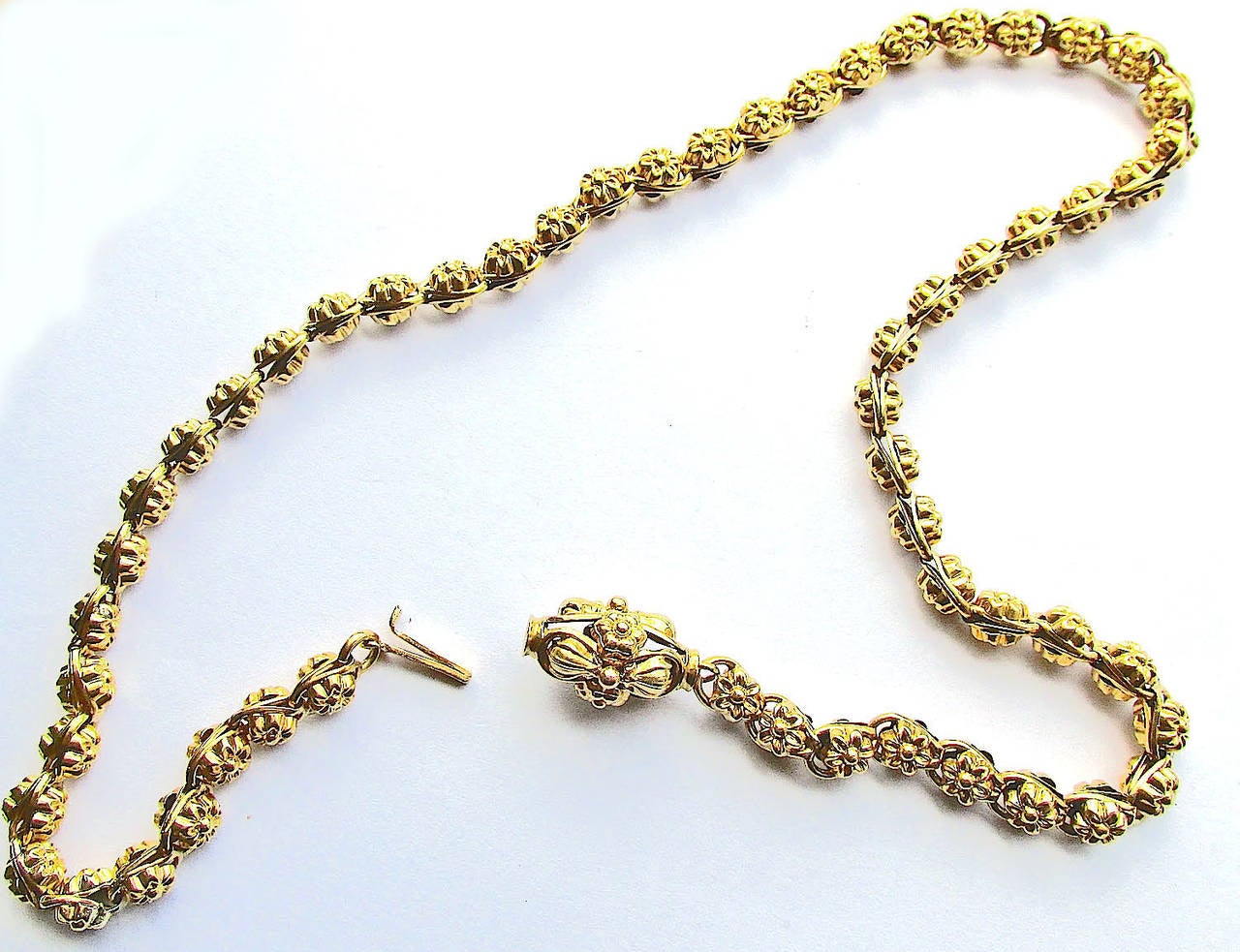 gold victorian necklace