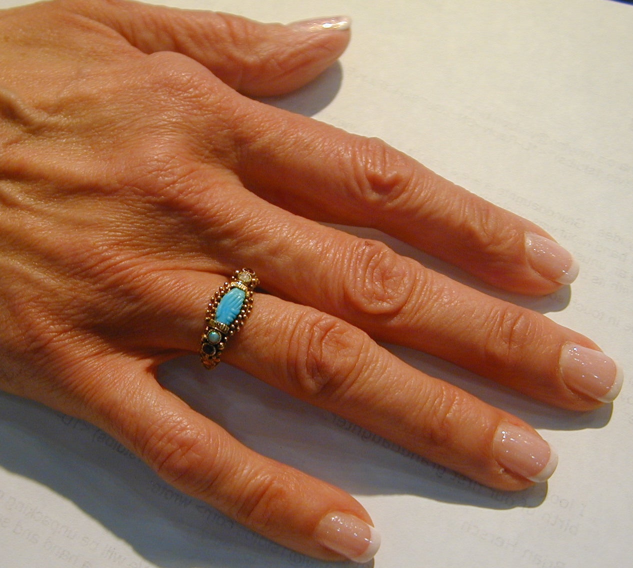 Antique Turquoise Clasped Hands Friendship Ring For Sale 3