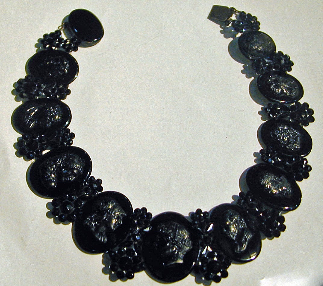 Antique French Jet Cameo Necklace 1