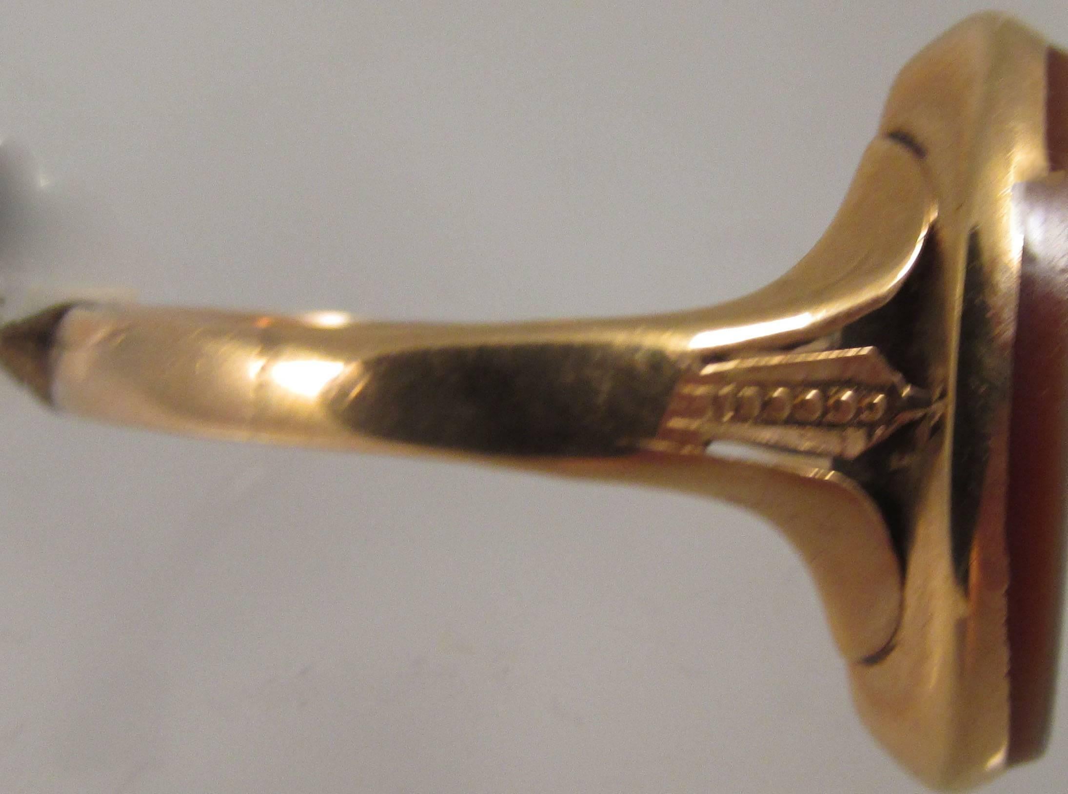 Women's Antique Sardonyx Gold Ring