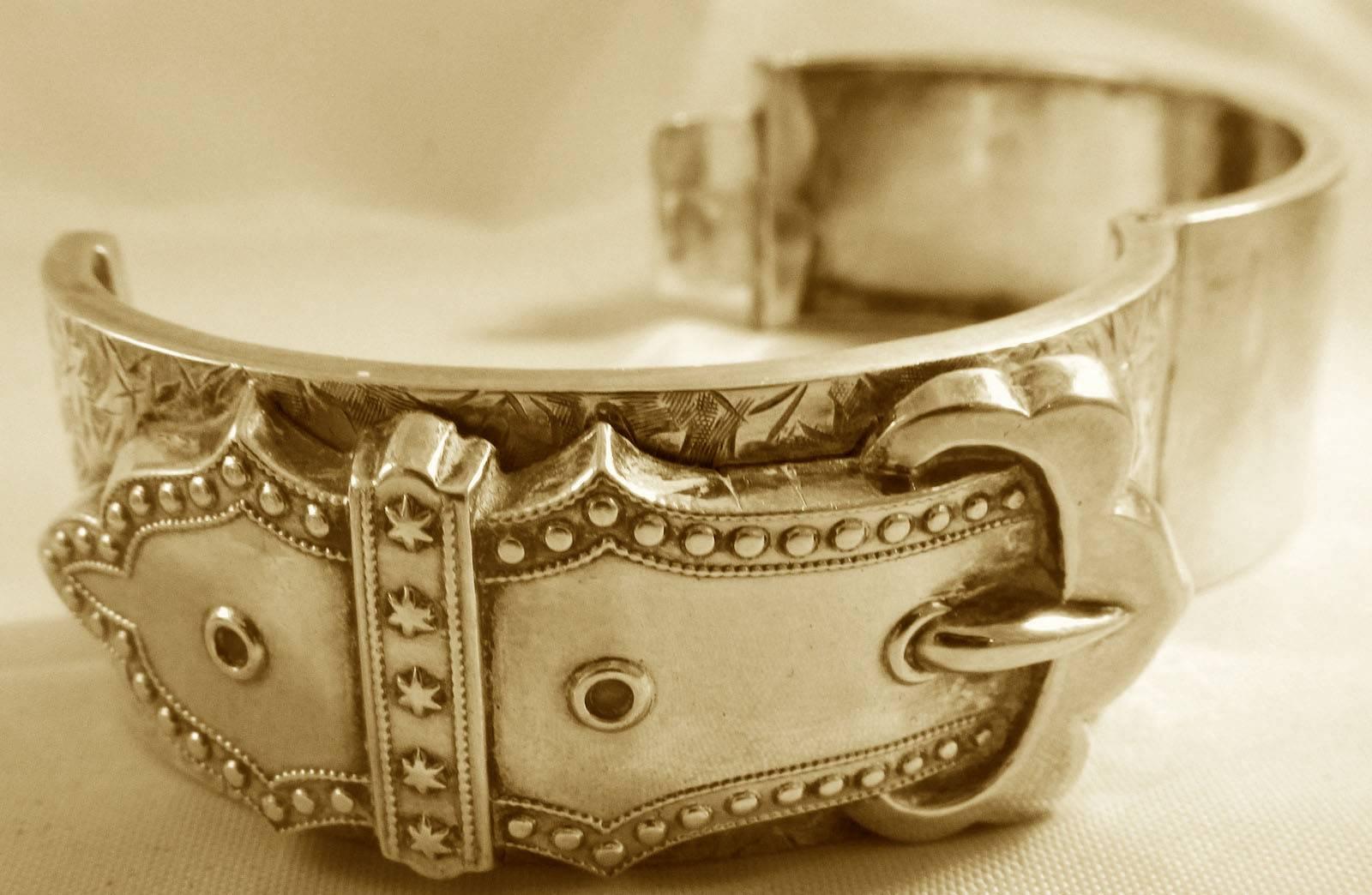 Antique Sterling Silver Buckle Bracelet 1