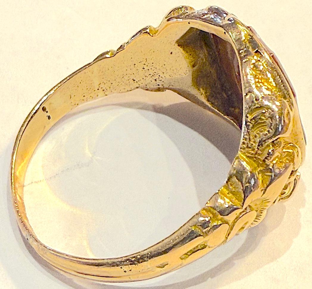 Non taillé c1880 Bague de signet non gravée en cornaline et agate 18K en vente