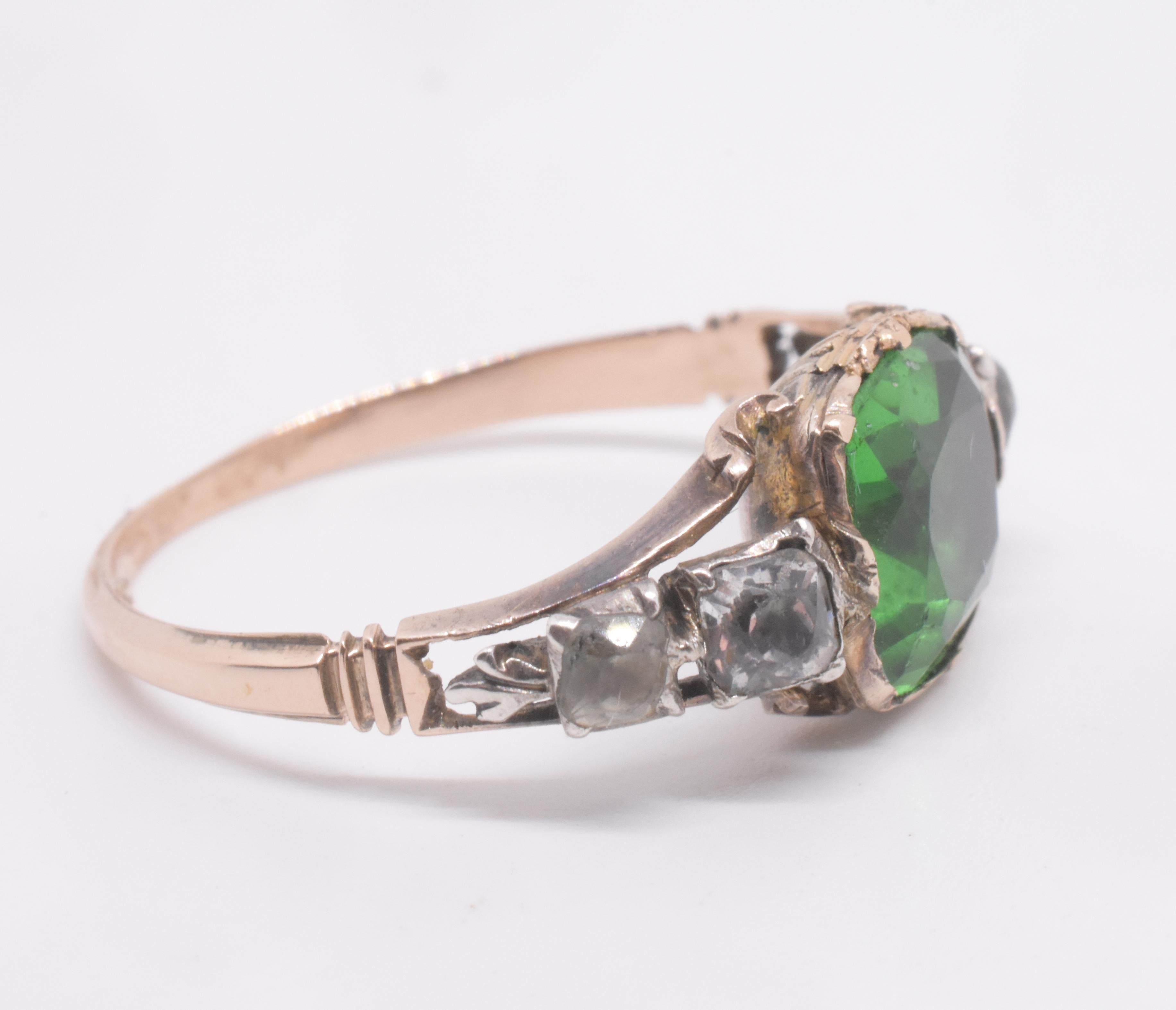 C1820 Smaragd und Diamant Paste Basket Set Ring im Angebot 3