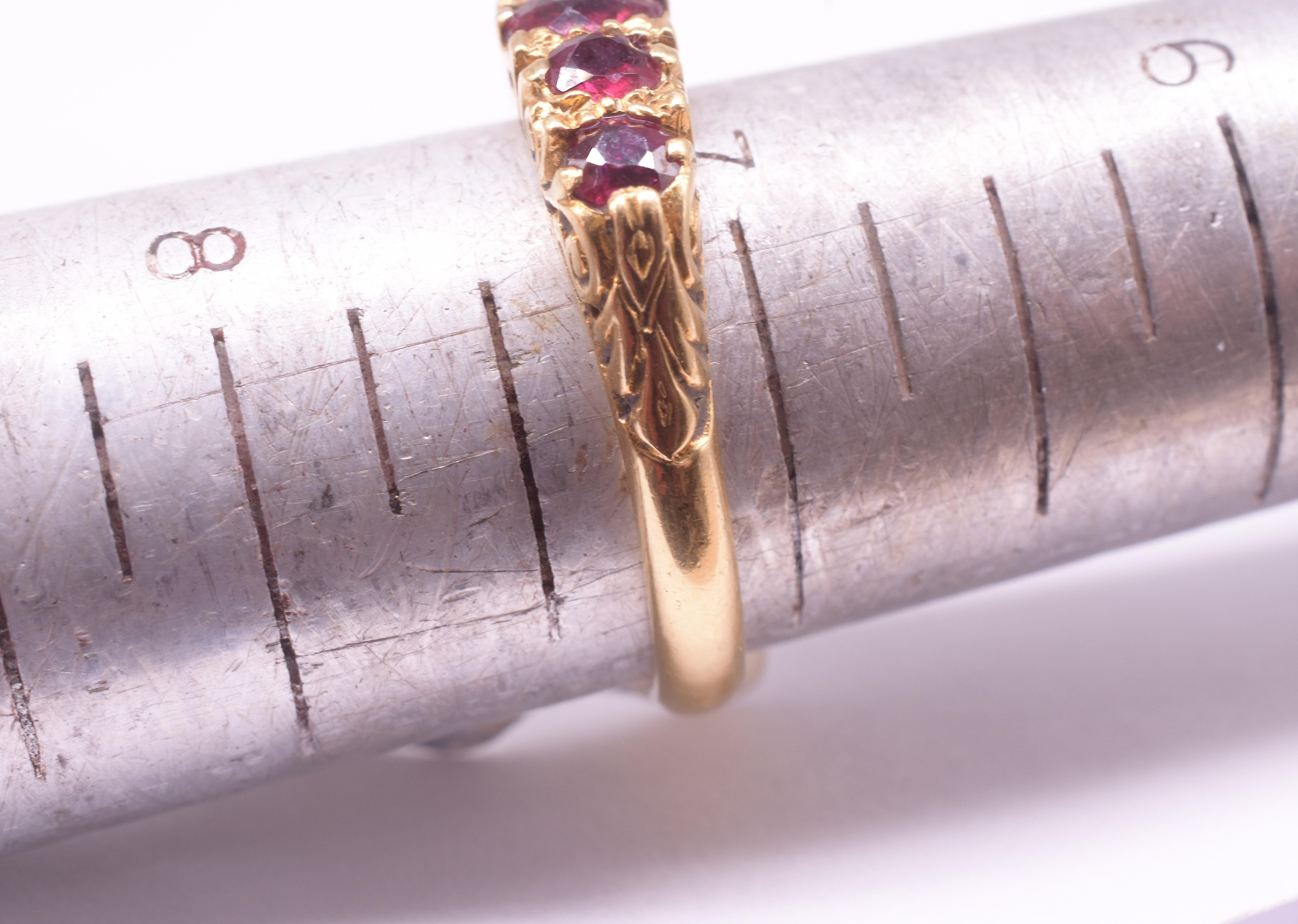 C1880 Bague à cinq pierres et demi-cercle en rubis 18K en vente 6