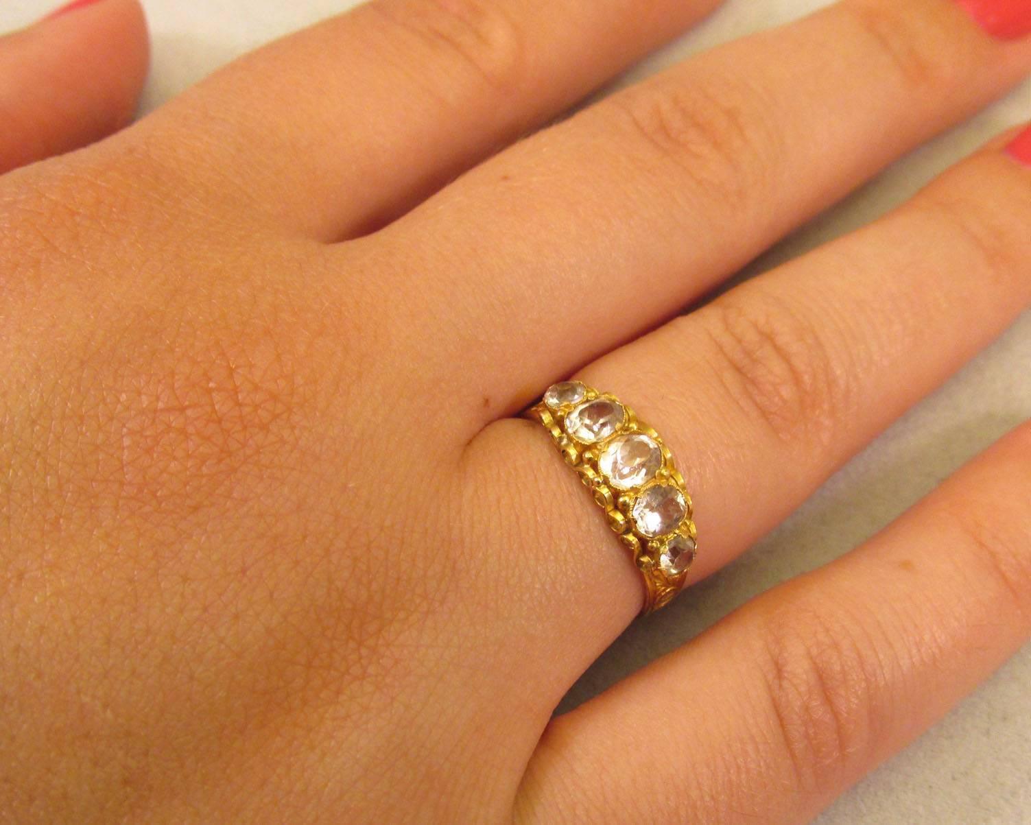 Antique Five-Stone Diamond Gold Ring 5