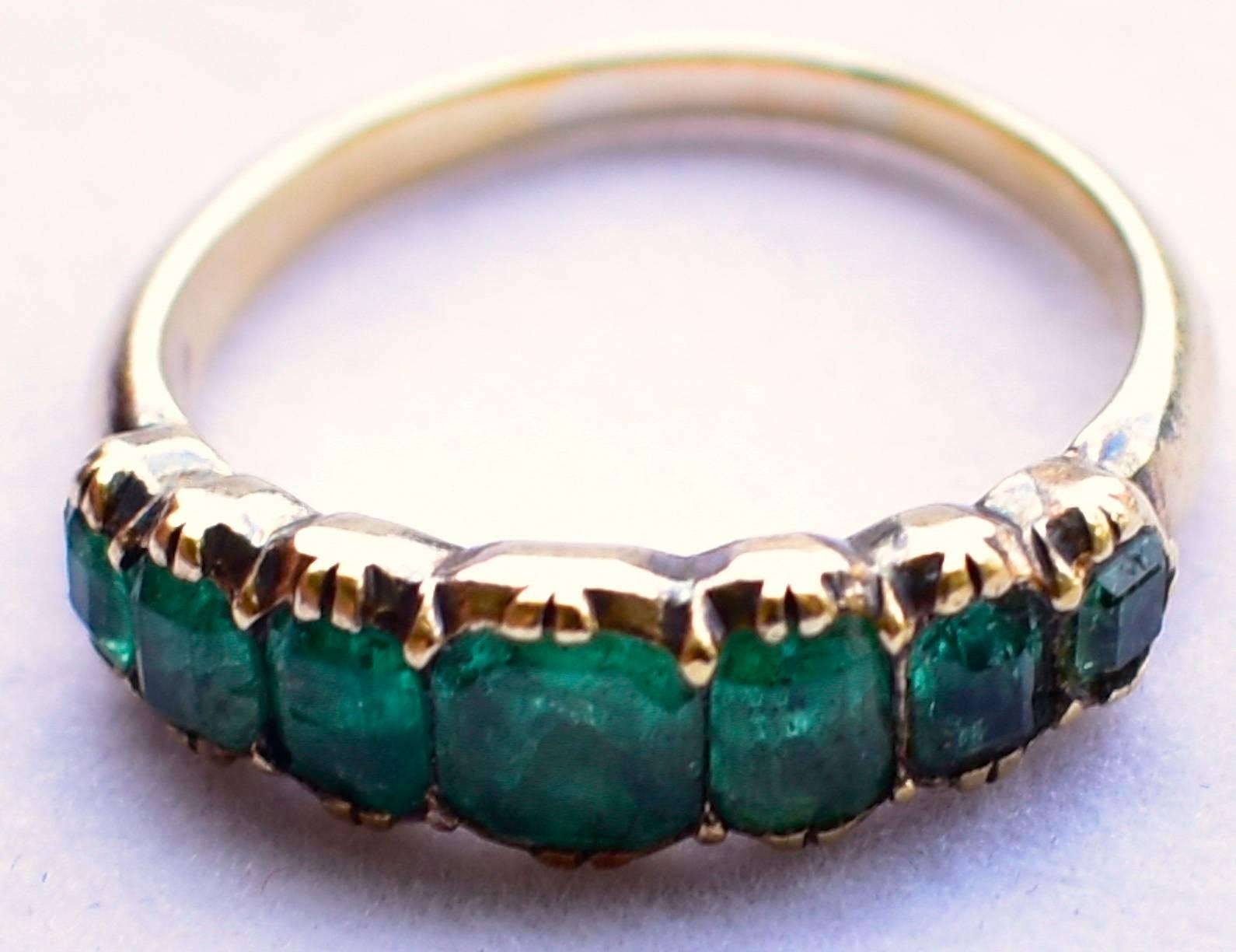 Antique Seven-Stone Emerald Ring In Excellent Condition In Baltimore, MD