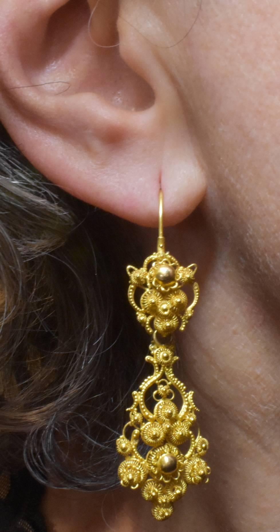 Antique 18 Karat Gold Cannetille Earrings 4