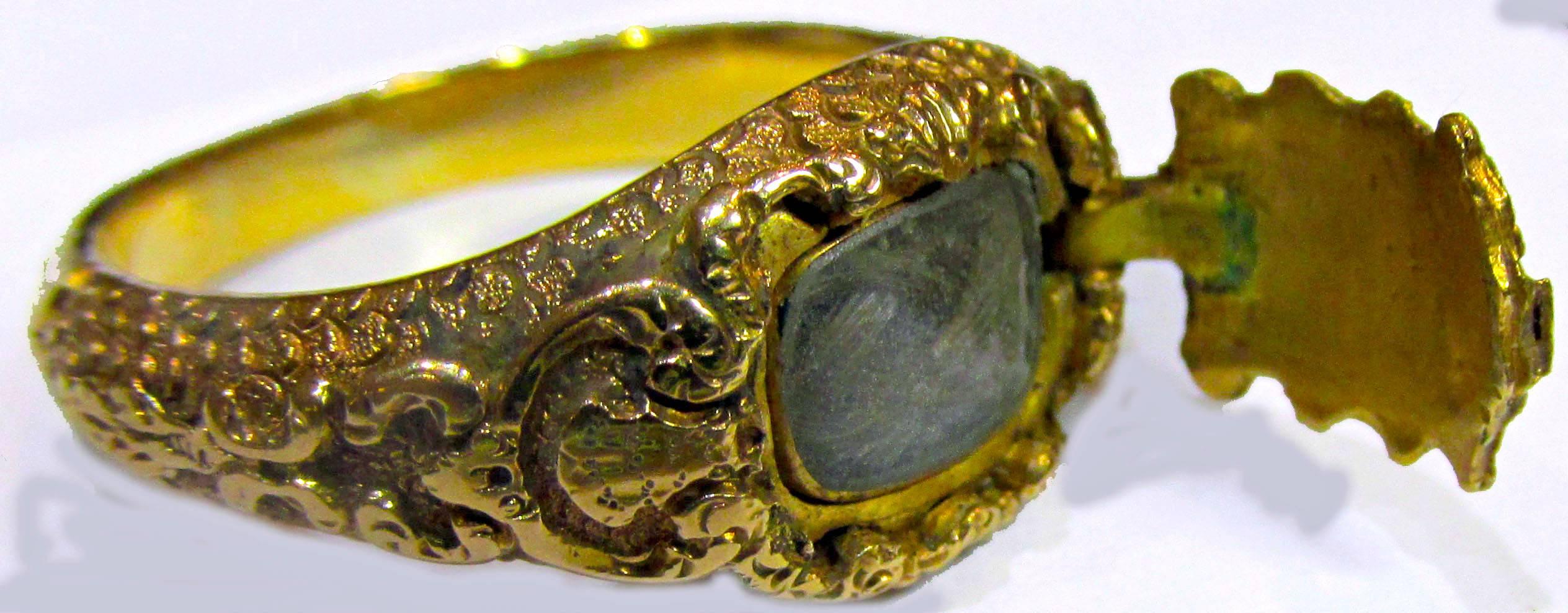 Women's or Men's Antique Gold Memorial Ring Caroline of Brunswick Wife of George IV