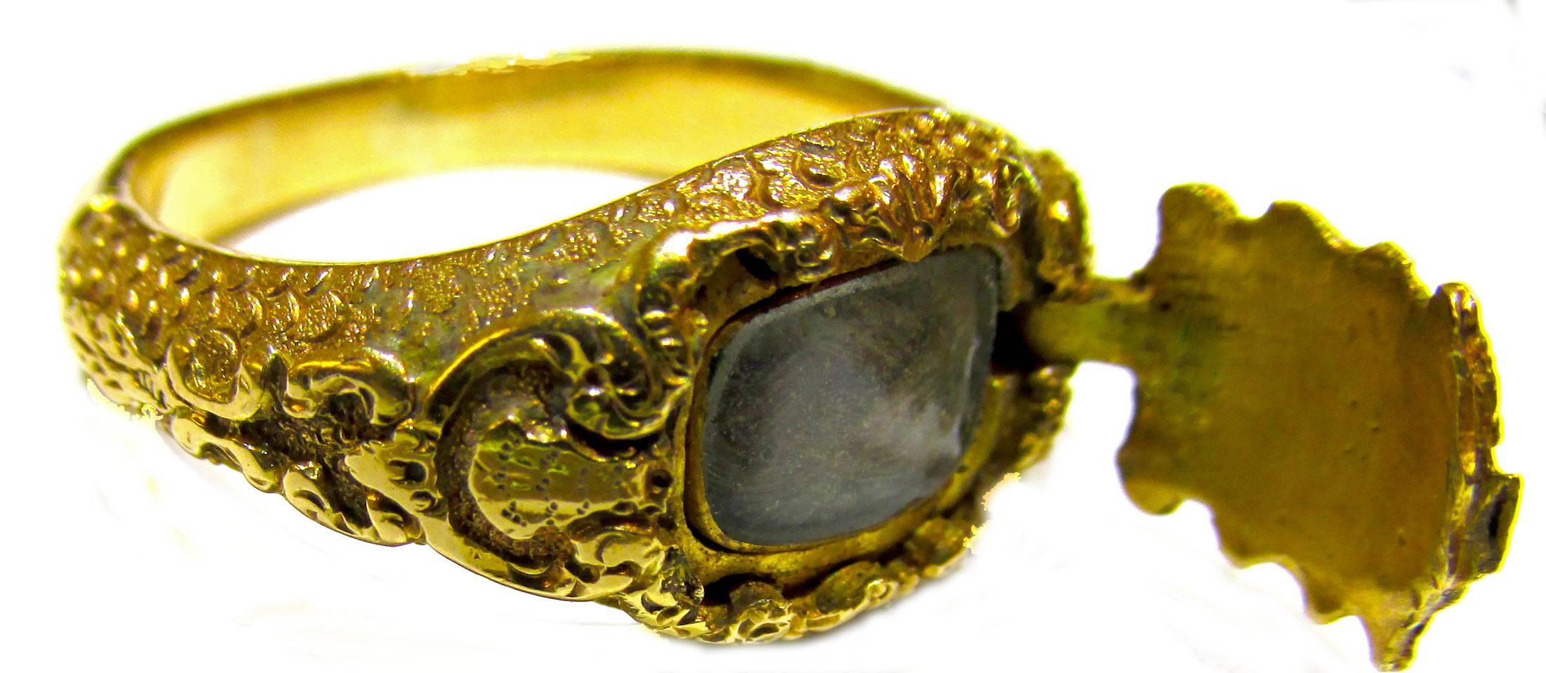 Antique Gold Memorial Ring Caroline of Brunswick Wife of George IV 1