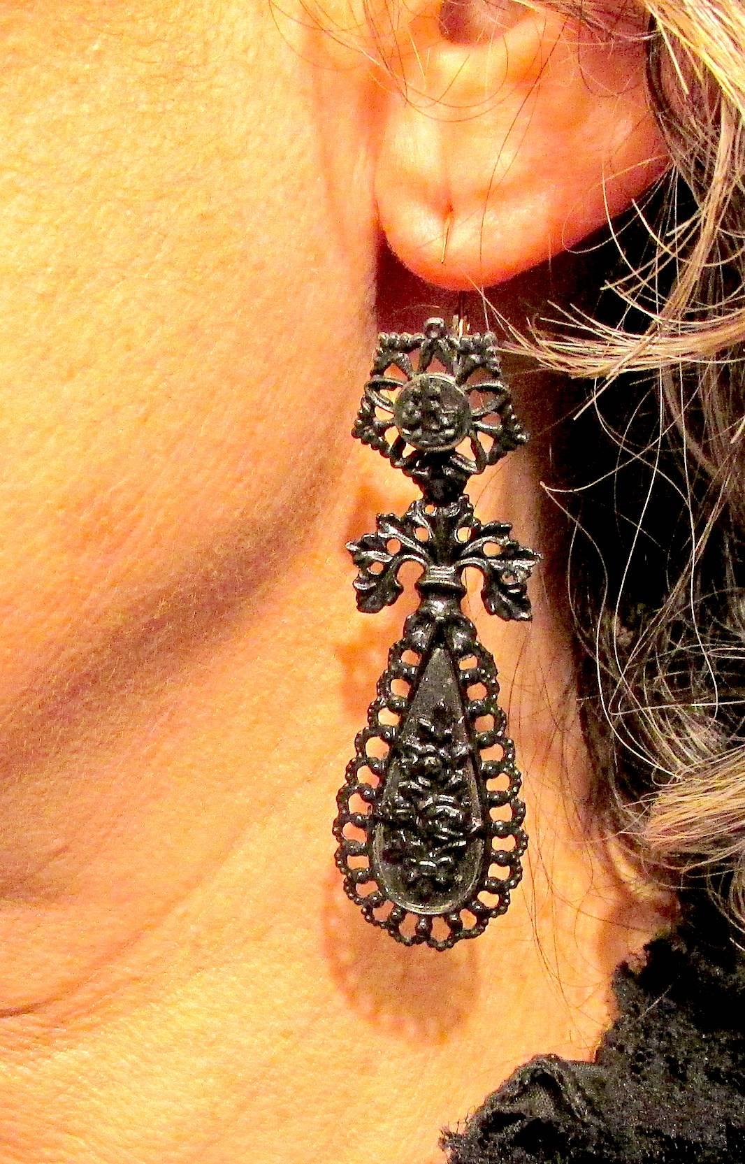 Antique Pair of Berlin Iron Earrings In Excellent Condition For Sale In Baltimore, MD