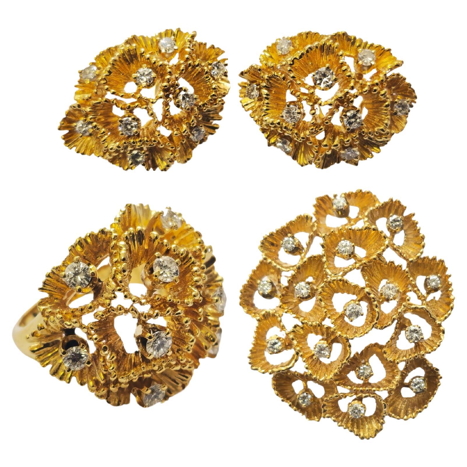 18k Gold Full Set: Ring, Earrings, Pendant/Pin For Sale