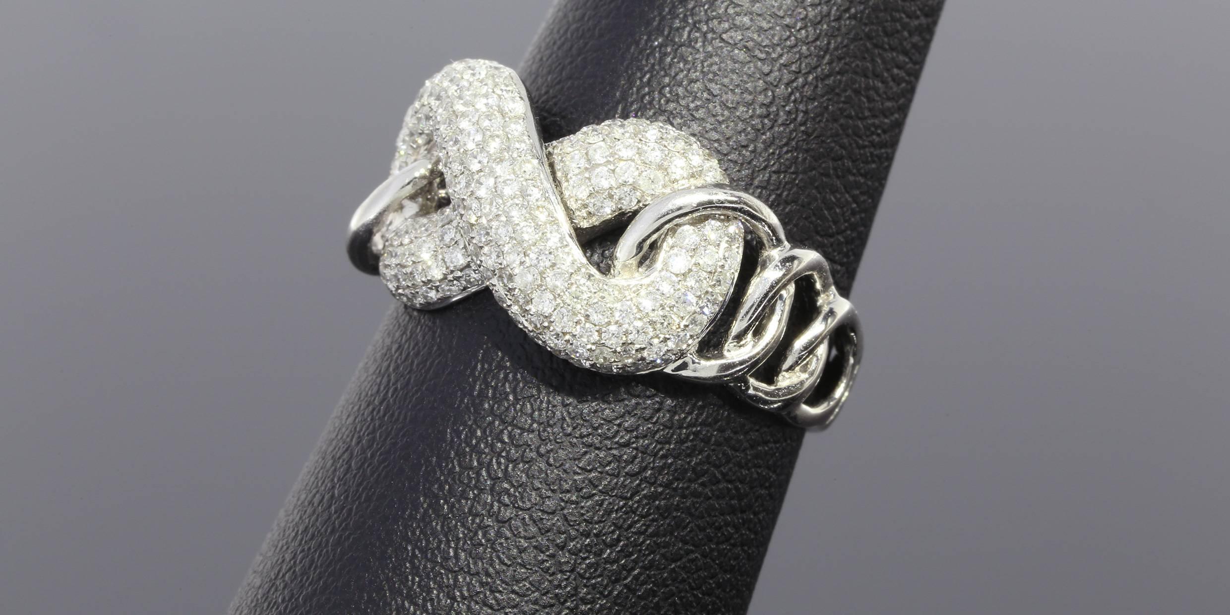 Round Cut Pave Diamond Gold Infinity Love Knot Ring