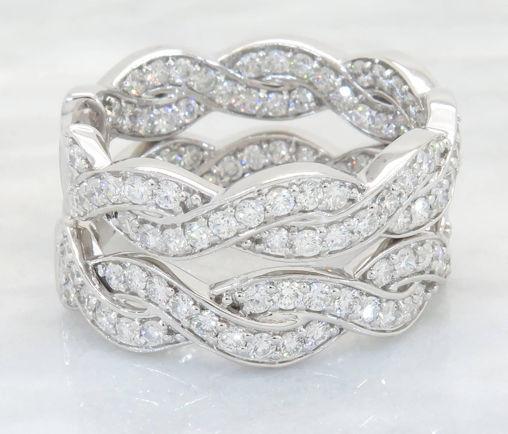 Women's Twist Diamond Gold Hoop Earrings