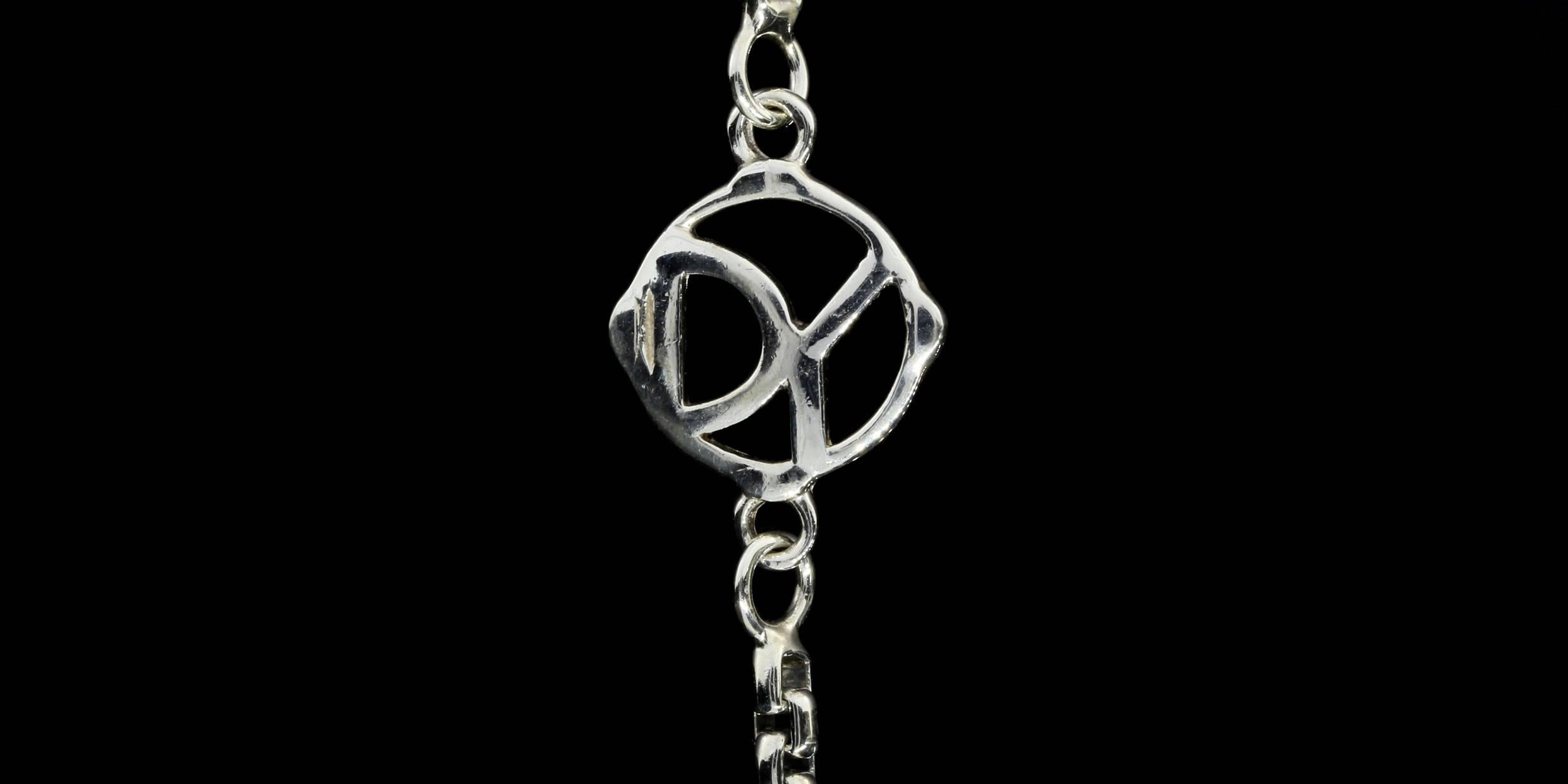 david yurman logo necklace
