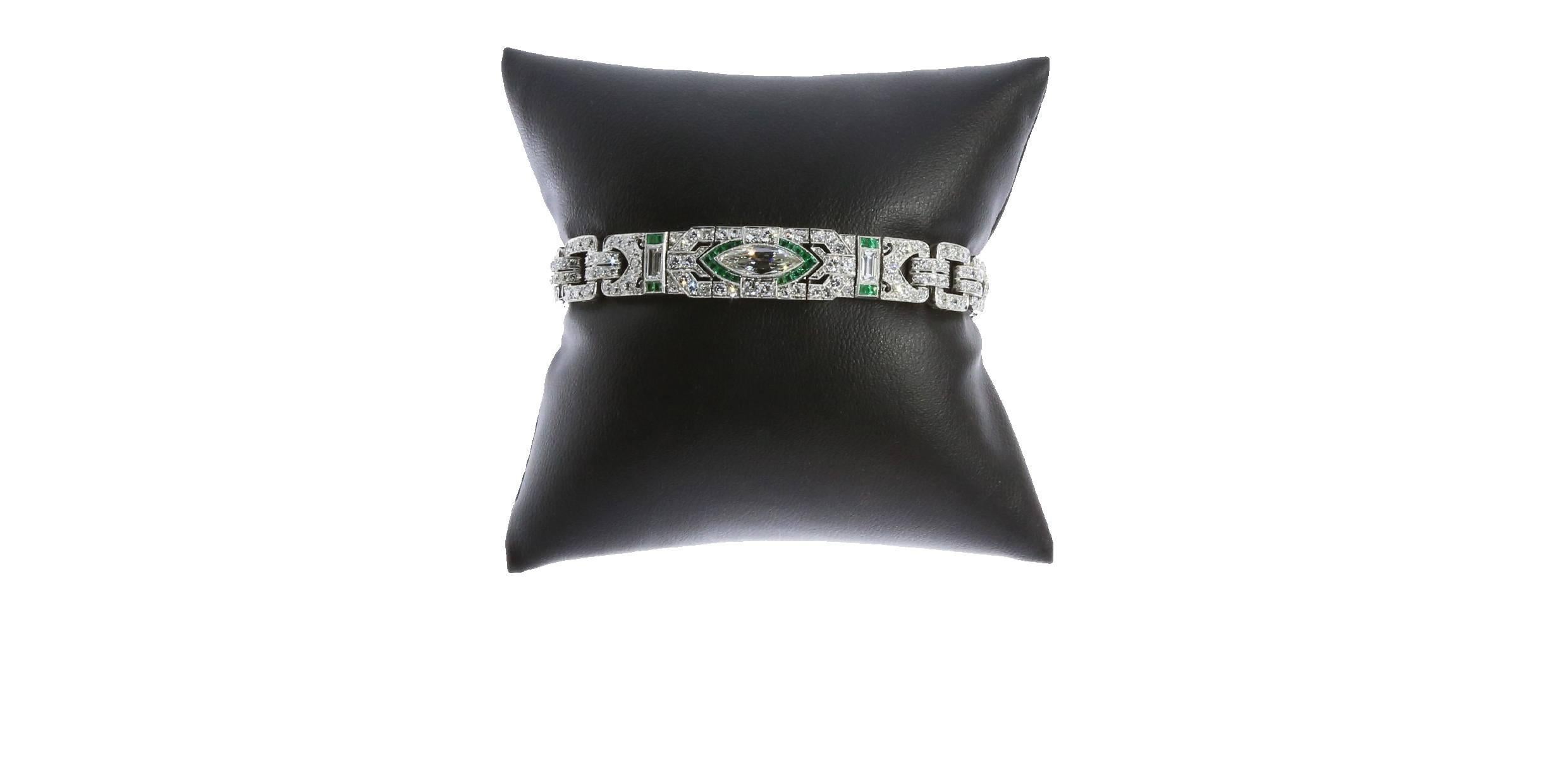 1920er Jahre Unglaubliche antike Art Deco Smaragd Diamant Goldarmband (Art déco)