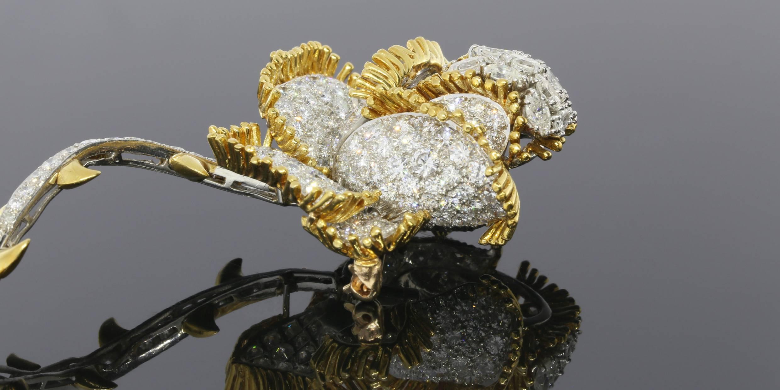 Women's Impressive 11 Carat Brilliant Diamonds Gold Rose Flower Pin Brooch For Sale