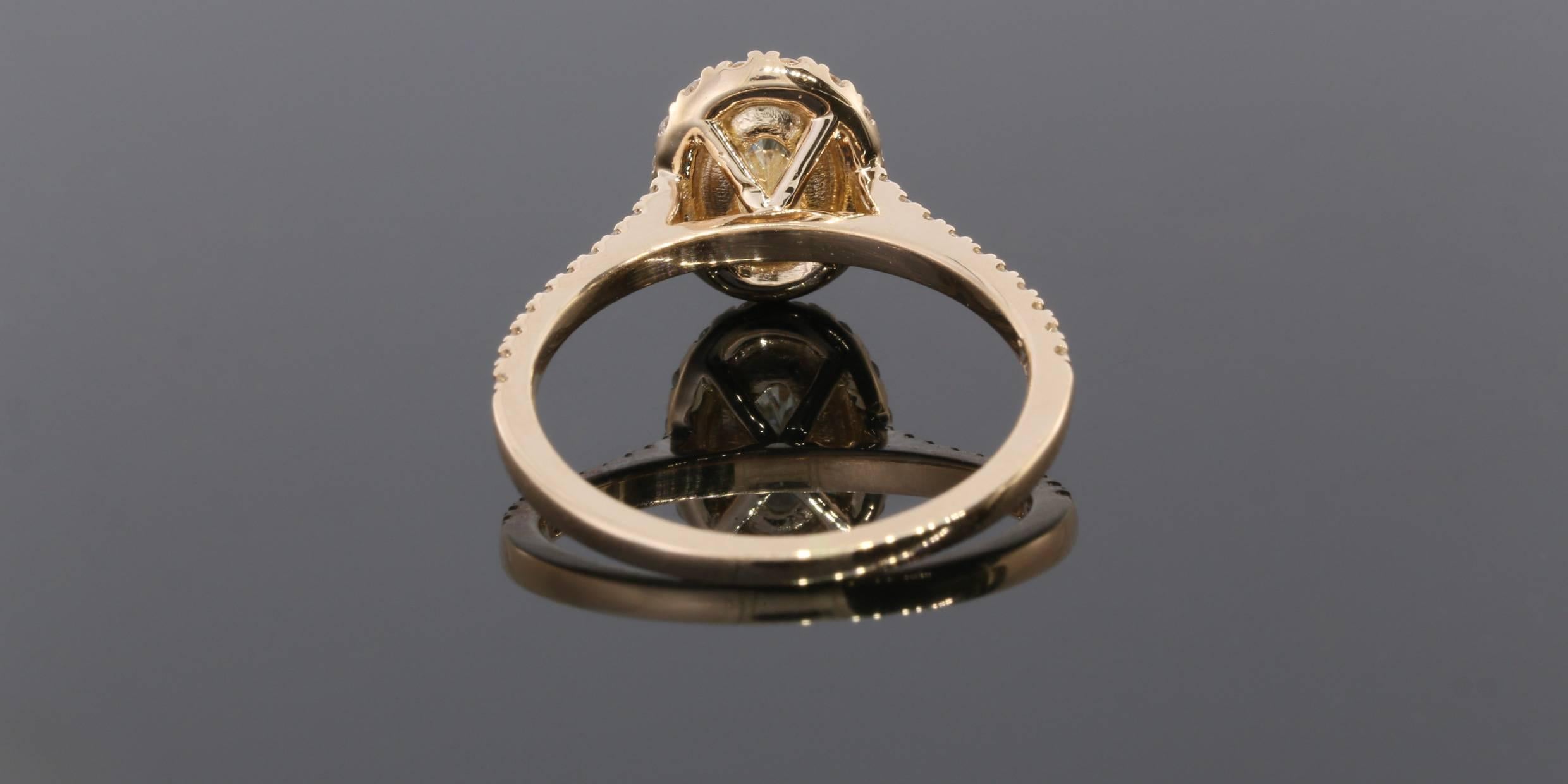 1.01 Carat Oval GIA Cert Diamond Gold Halo Engagement Ring In New Condition In Columbia, MO