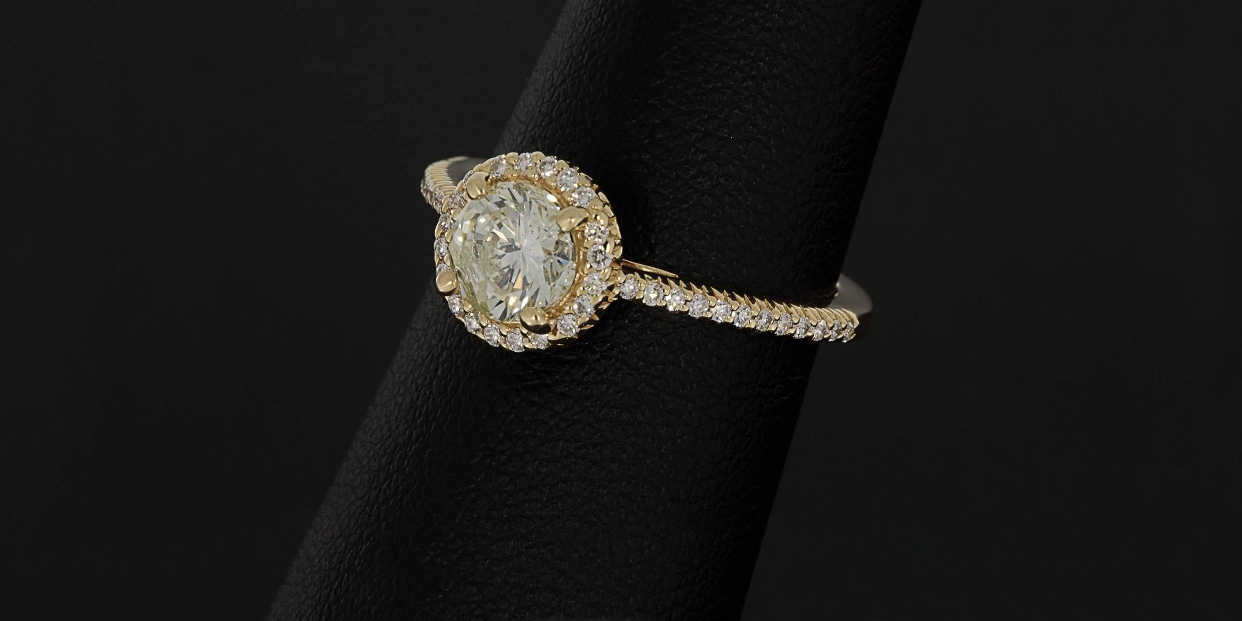Ritani 1.24 Carats Round Diamonds Gold French Set Halo Engagement Ring 2