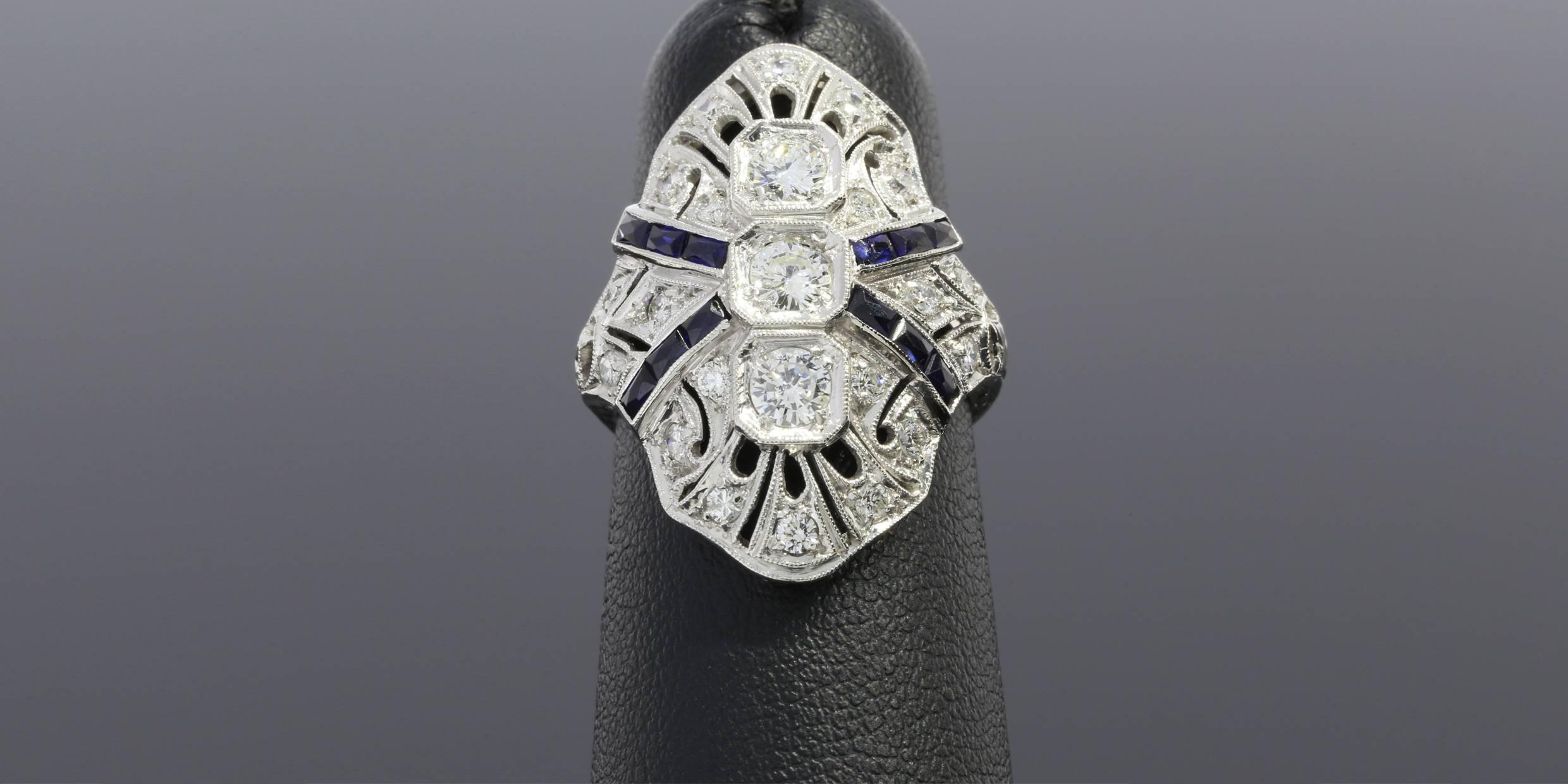 Art Deco Sapphire Diamond Platinum Filigree Ring In Excellent Condition In Columbia, MO