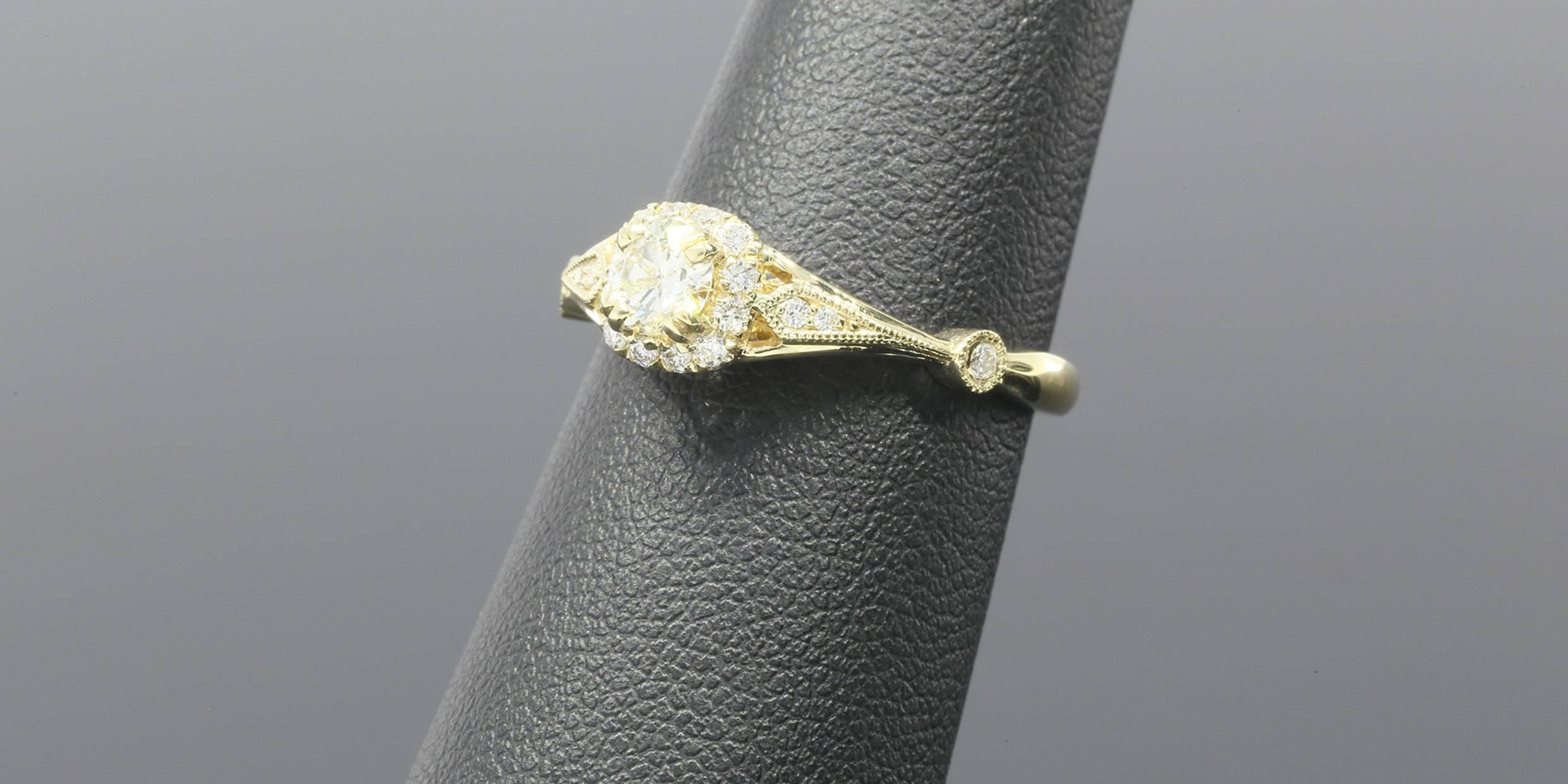 Gabriel & Co. .36 Carat Round Diamond Halo Gold Engagement Ring In New Condition In Columbia, MO