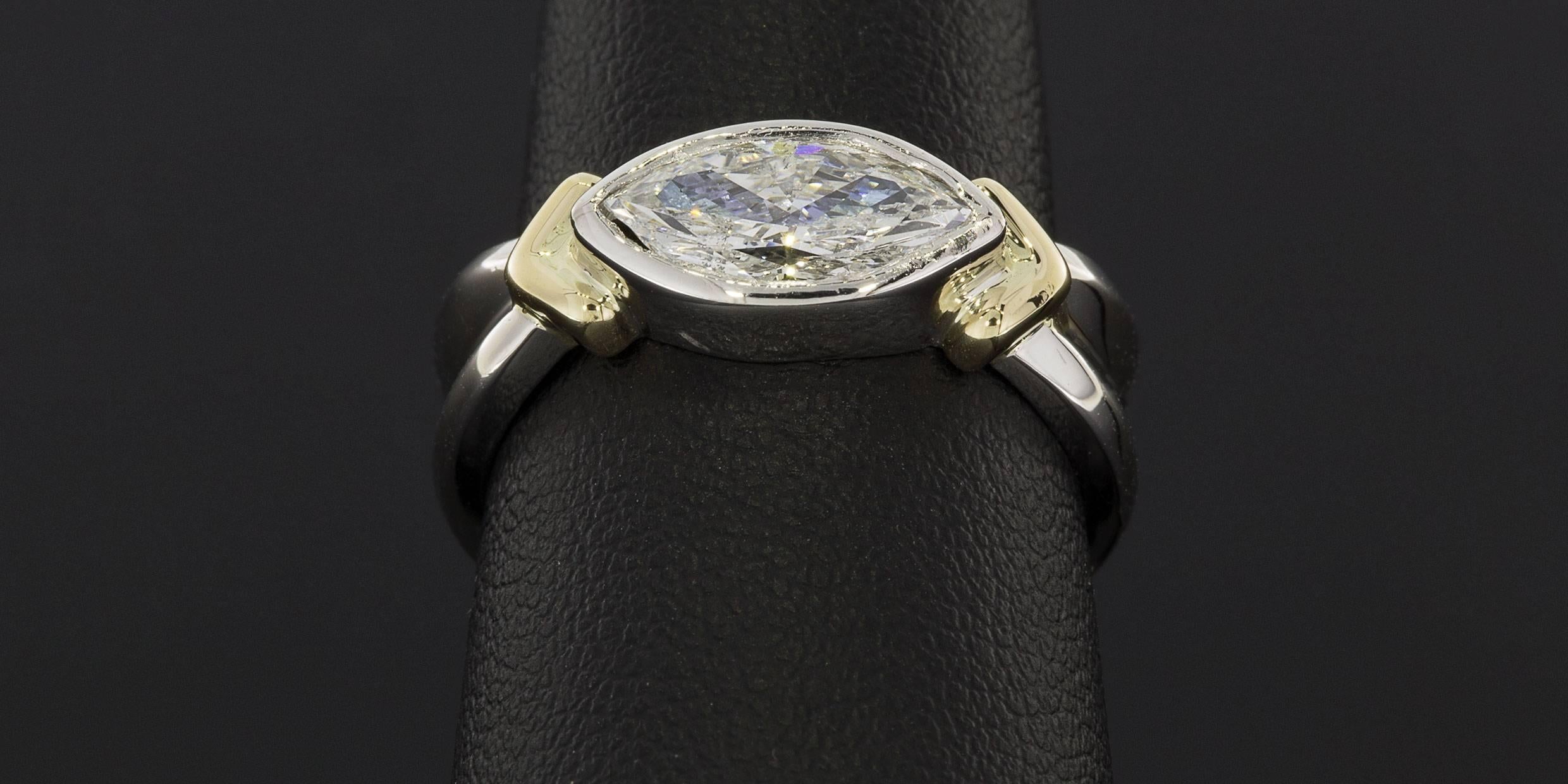 Platin & Gelbgold Marquise Diamant Ost-West-Lünette Verlobungsring Damen