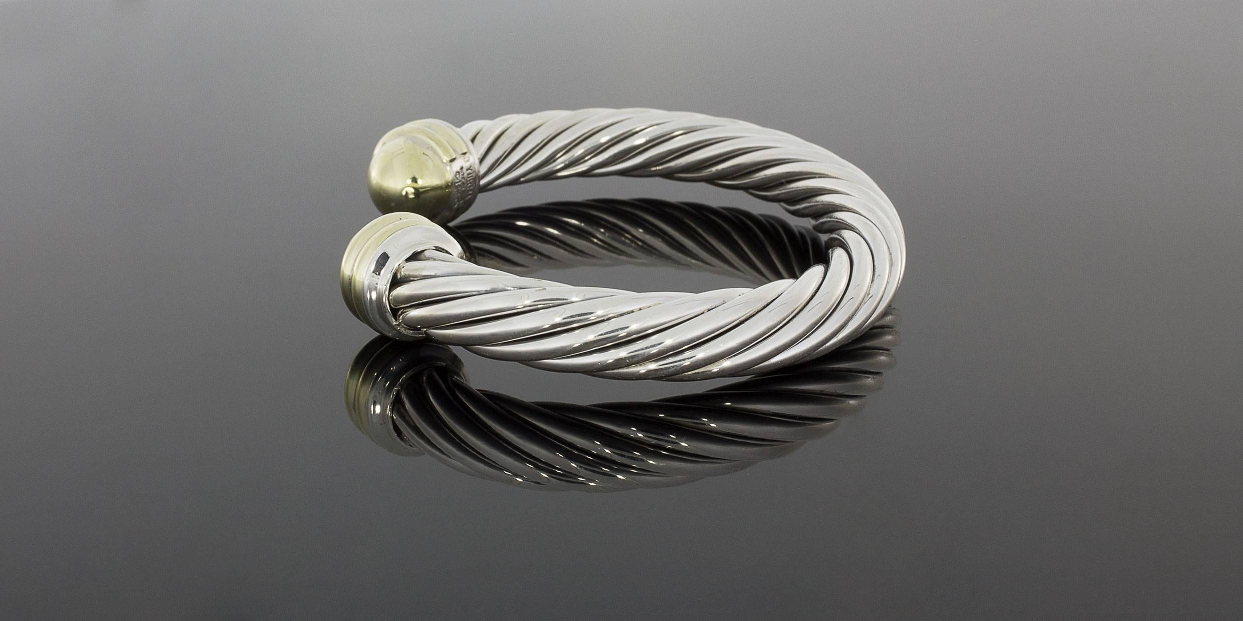 Ausgeschiedene David Yurman Silber & Gold 8mm Kabel Classics Manschette Armband Damen