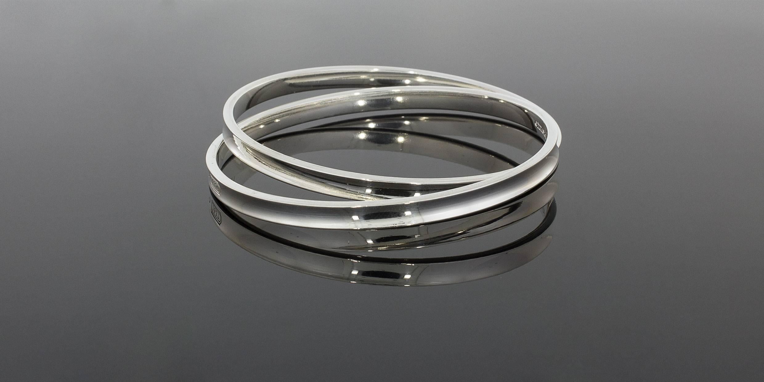 Tiffany & Co Sterling Silver Tiffany 1837 Interlocking Circle Bangle Bracelets In Excellent Condition In Columbia, MO