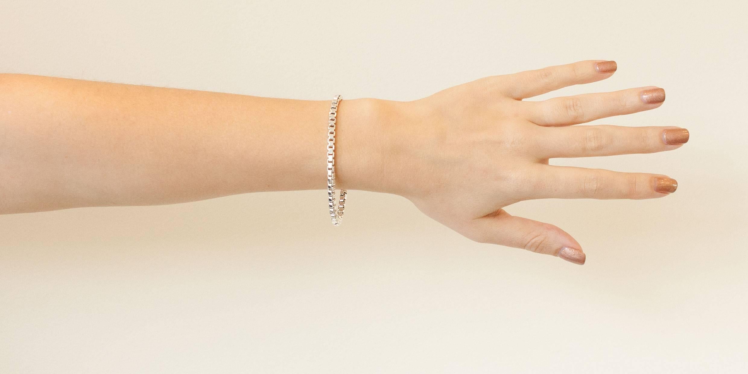 Tiffany und Co Sterling Silber 7::5