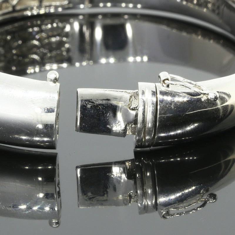 Impressive 5.60 Carat Pave Diamond White Gold Wide Bangle Bracelet In New Condition In Columbia, MO