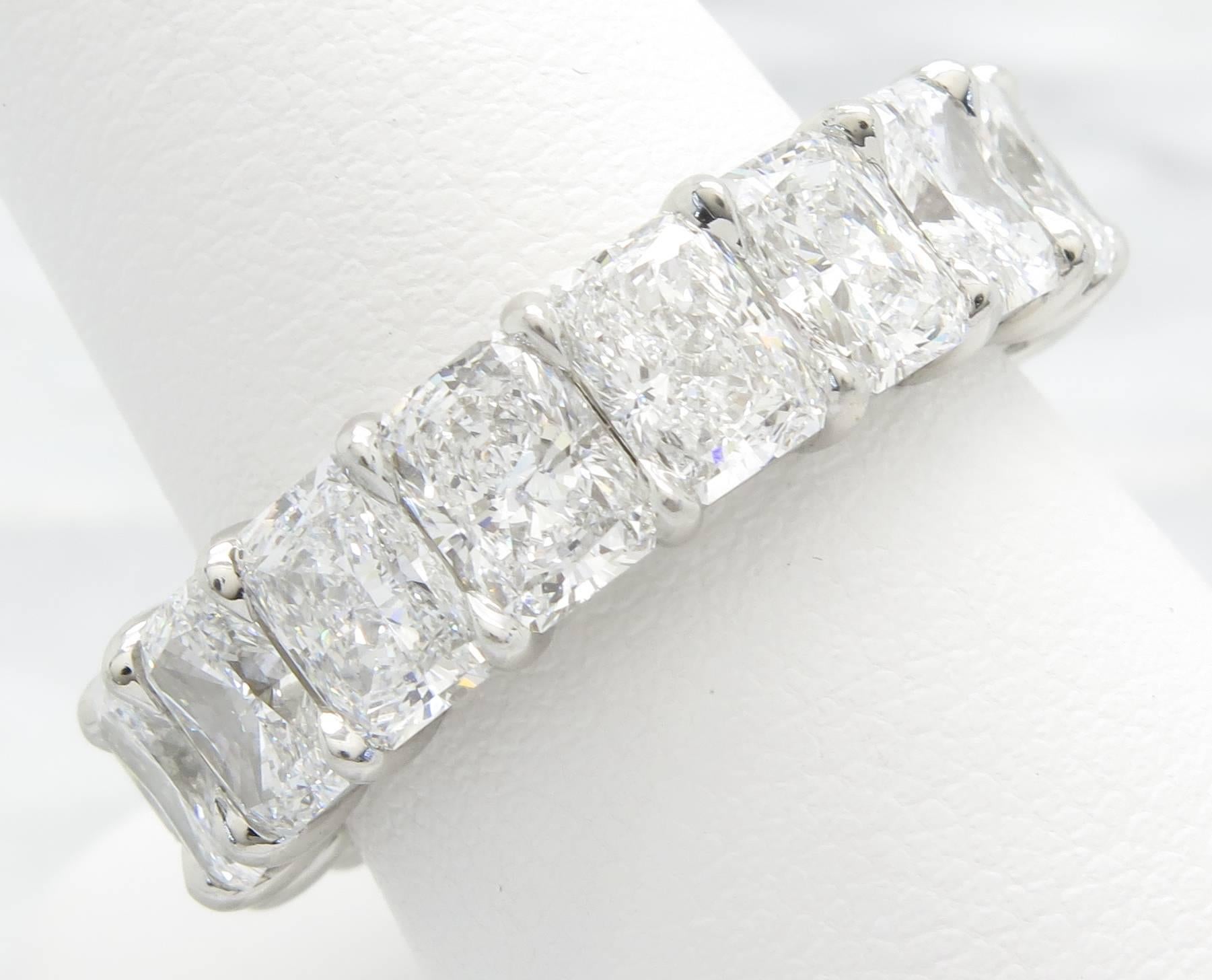 Harry Winston Radiant Diamond platinum Eternity Band  In Excellent Condition For Sale In Columbia, MO