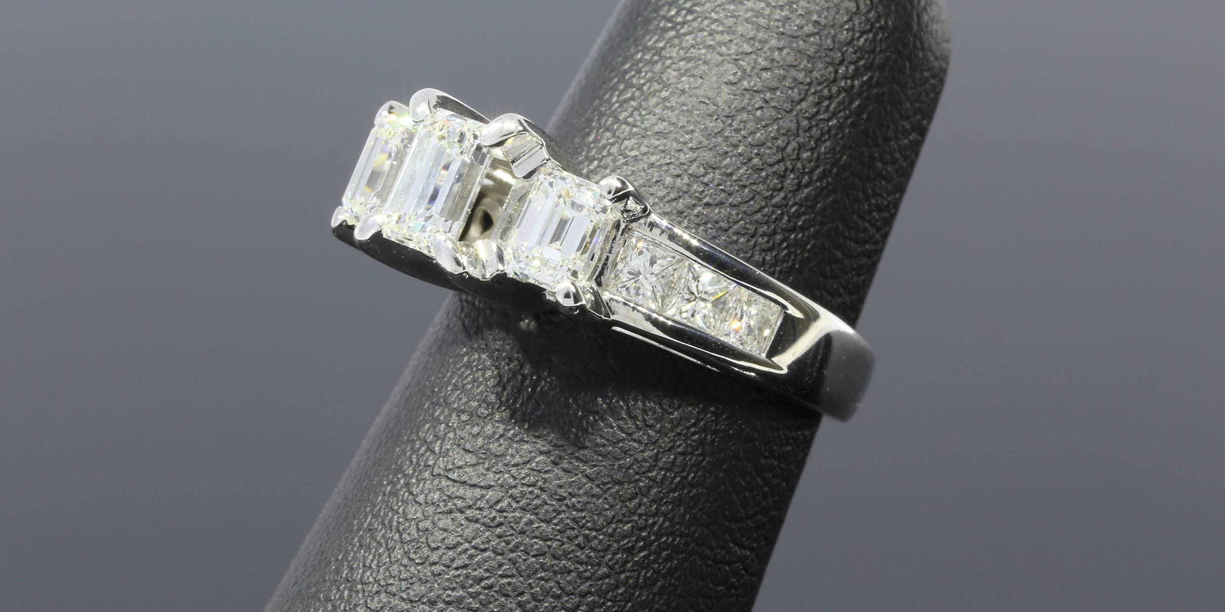 Three-Stone Emerald Cut Diamond Gold Engagement Ring For Sale 1