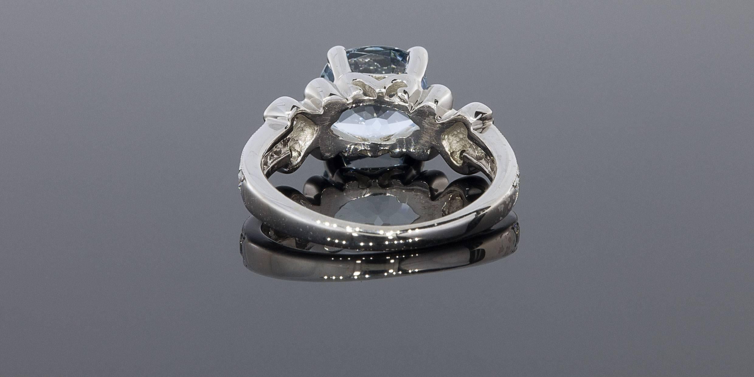 Penny Preville Aquamarine Diamond Gold Juliet Ring In Excellent Condition In Columbia, MO