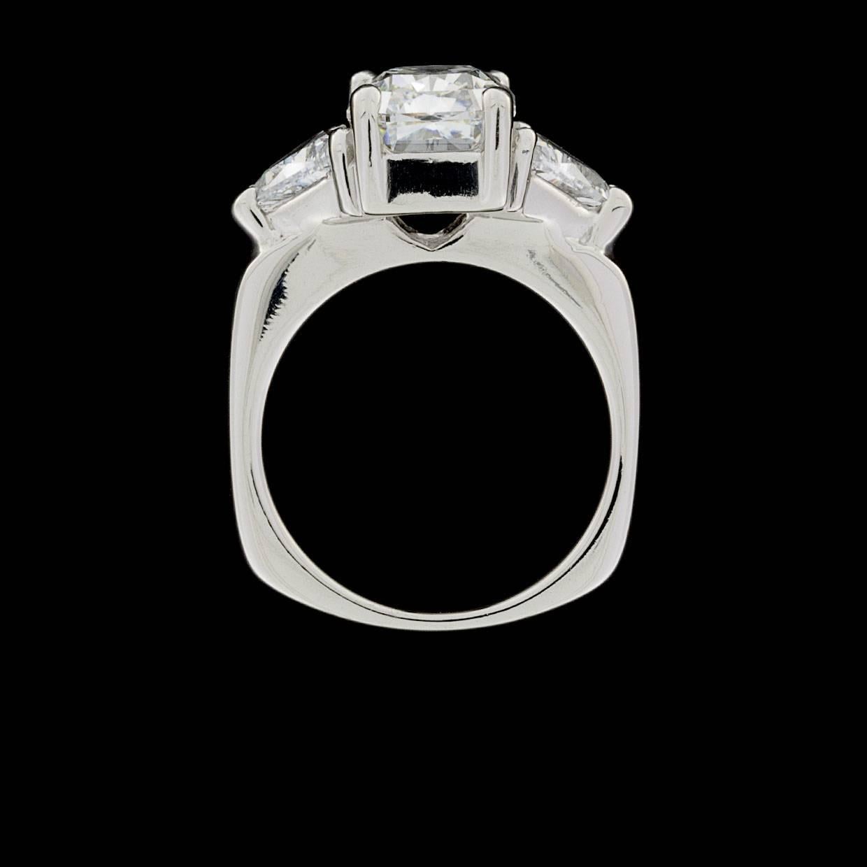 Magnificent Colorless Radiant and Triangle GIA Certified Diamond Engagement Ring In Excellent Condition For Sale In Columbia, MO