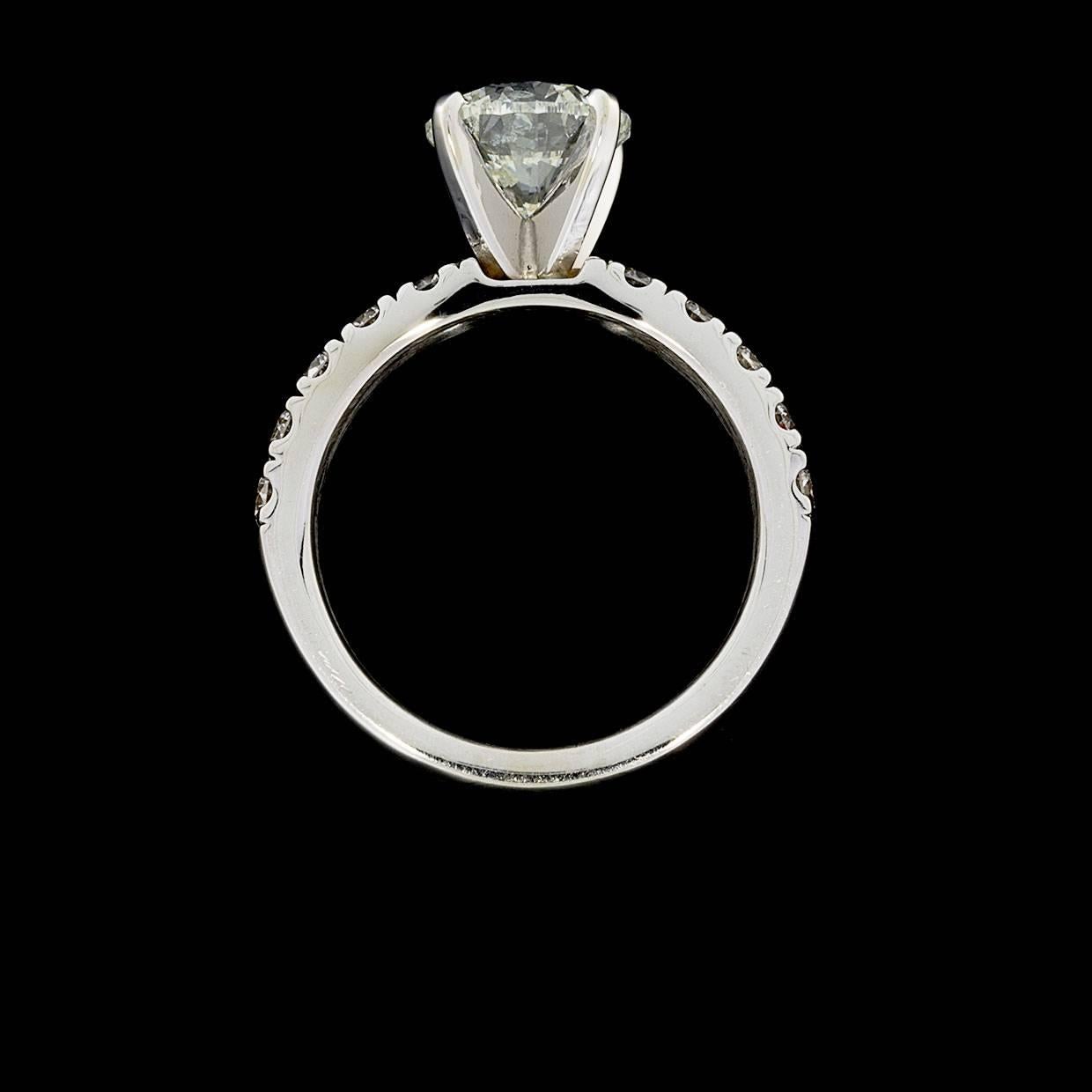 Women's White Gold Round Diamond GIA Certified Engagement Ring