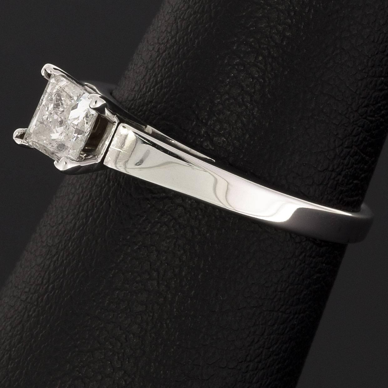 .52 Carat Princess Diamond White Gold Solitaire Engagement Ring In Excellent Condition In Columbia, MO