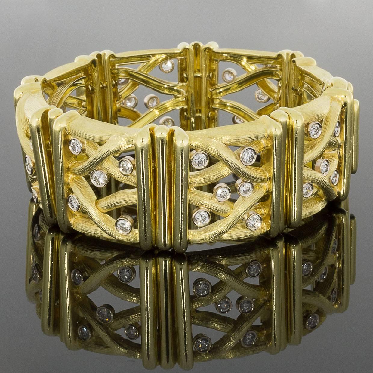 Spectacular Henry Dunay Diamond Sabi Finish Bamboo Gold Bracelet In Excellent Condition In Columbia, MO