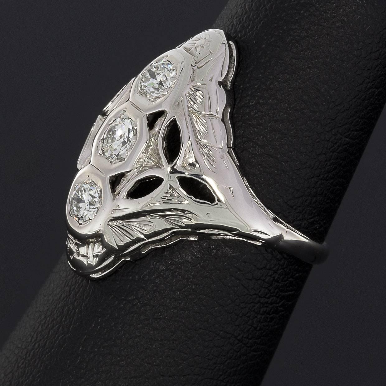 Vintage Old European Diamond Filigree Engraved White Gold Ring 1