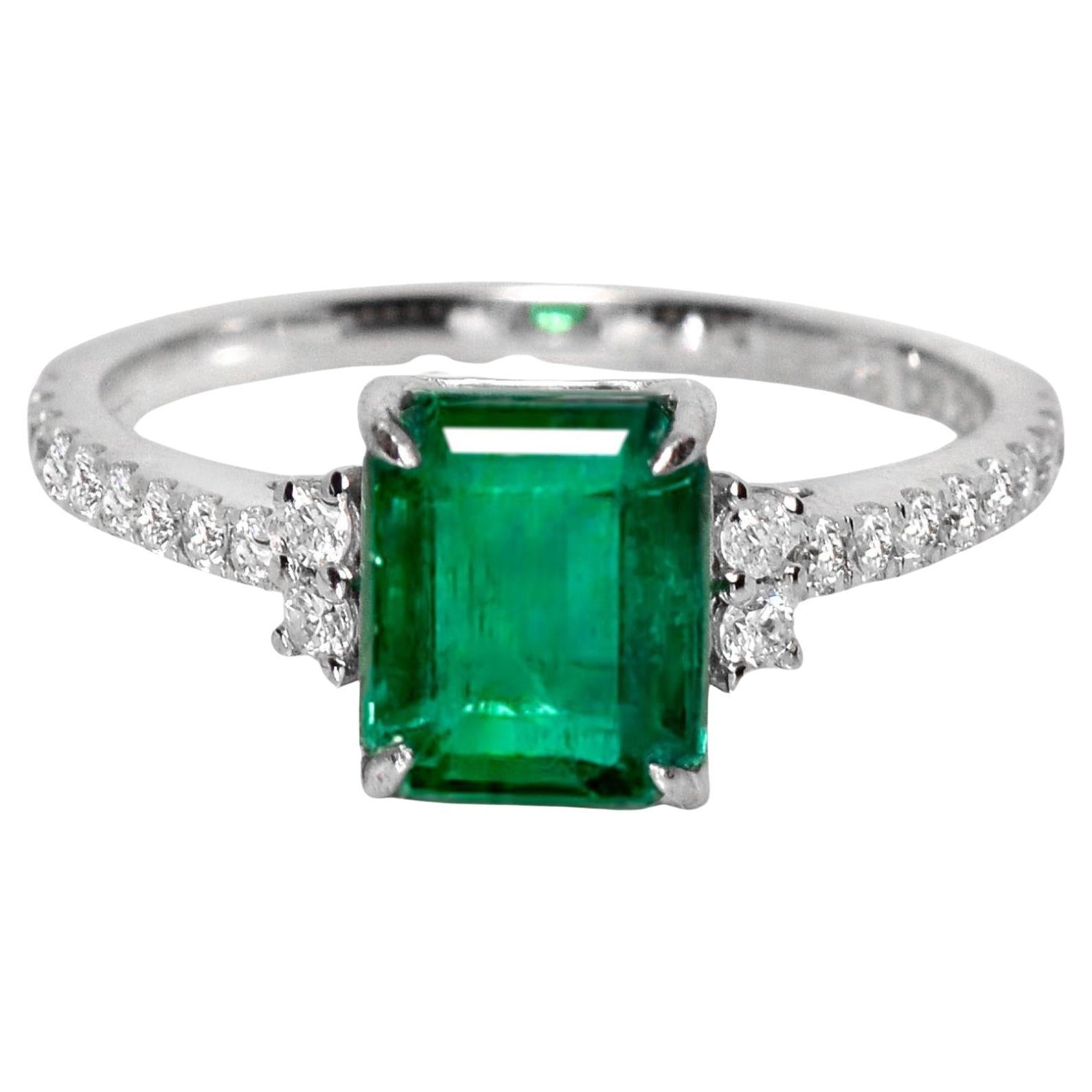Bague de fiançailles IGI 14K 2.26 Ct Natural Emerald&Diamonds Antique