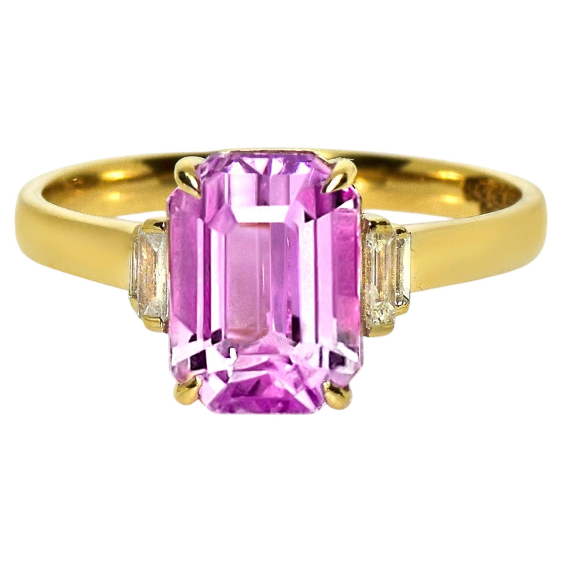 Anillo de compromiso HRD de 14K con 5 piedras: kunzita rosa intenso de 3,17 ct y diamantes en venta