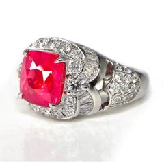 Guild 18K 4.08 Ct Mahenge Velvety Jedi Pink Spinel Engagement Ring