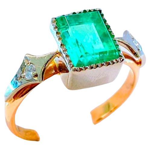  Vintage Soviet Lap Created Emerald And Diamond Gold Ring For Sale 1